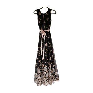 Tahari Arthur S Levine Embroidered Floral Mesh Maxi Dress Size 8